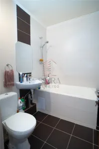 Apartament 3 camere Oradea - poza 4