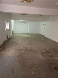 SAD cu vizibilitate, centrala proprie, loc de parcare, 120 mp - Timisoara