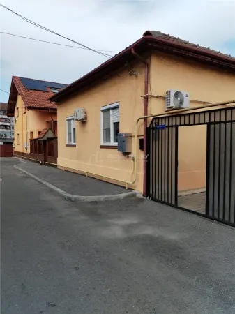 Casă 4 camere Hunedoara - poza 1
