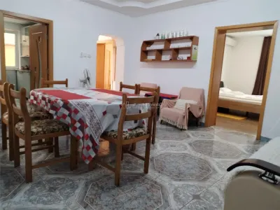 Casă 4 camere Hunedoara - poza 17