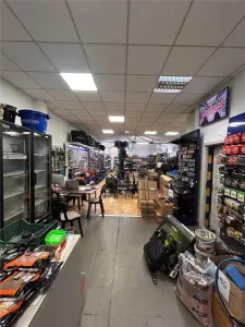 SAD - zona semicentrala cu vad format - 140 mp - centrala proprie - Timisoara