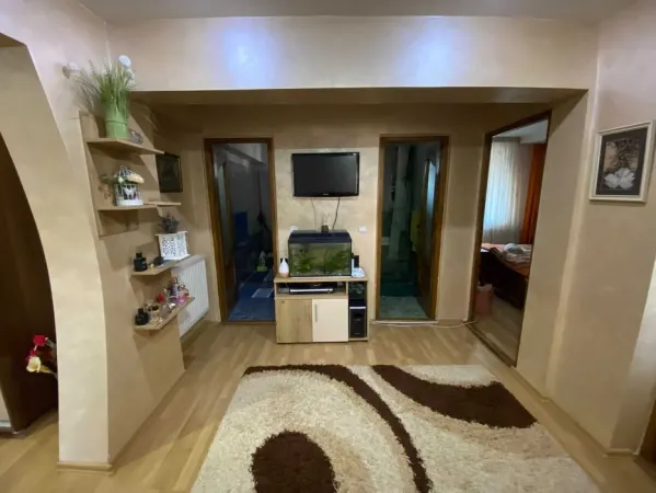 Apartament 3 camere Piatra Neamț - poza 6