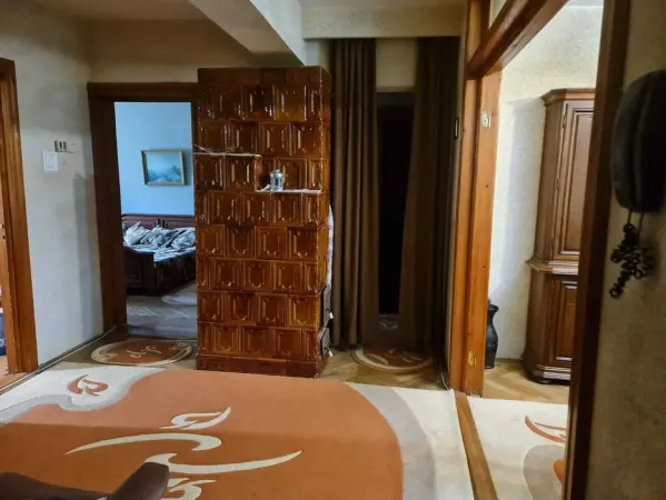 Apartament 4 camere Botoșani - poza 2