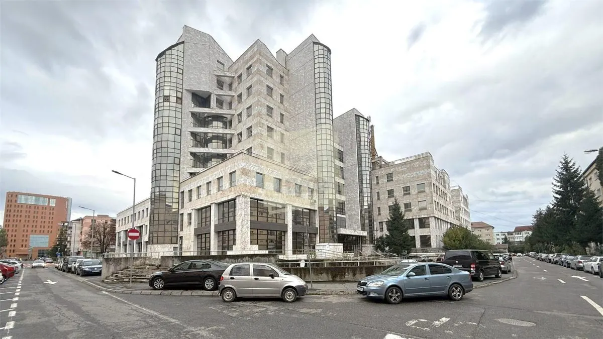 Apartament 3 camere Sibiu - poza 1