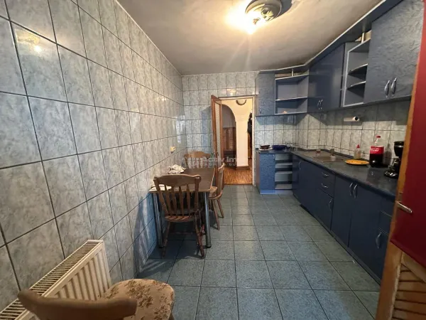 Apartament 3 camere Reșița - poza 13