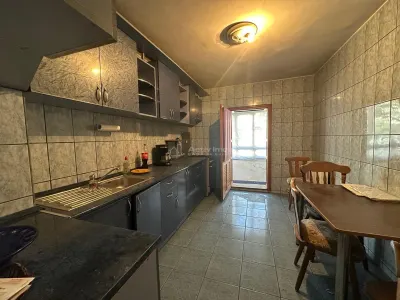 Apartament 3 camere Reșița - poza 16