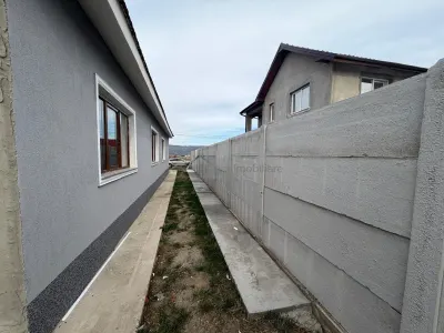 Casă 4 camere Osorhei - poza 4