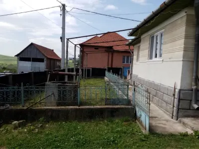 Casă 4 camere Ceanu Mic - poza 2