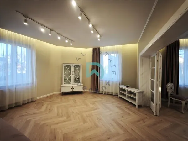 Casă 4 camere Brașov - poza 3