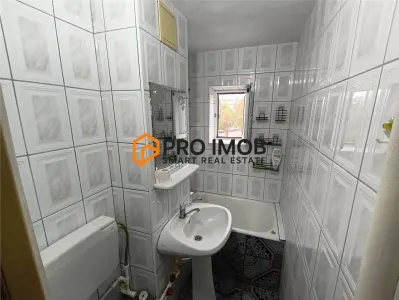 Apartament 3 camere Buzău - poza 9