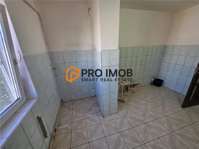 Apartament 3 camere Râmnicu Sărat - poza 4
