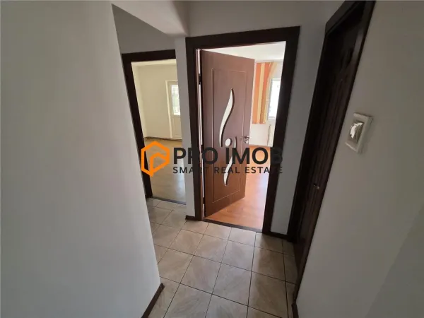 Apartament 3 camere Râmnicu Sărat - poza 6