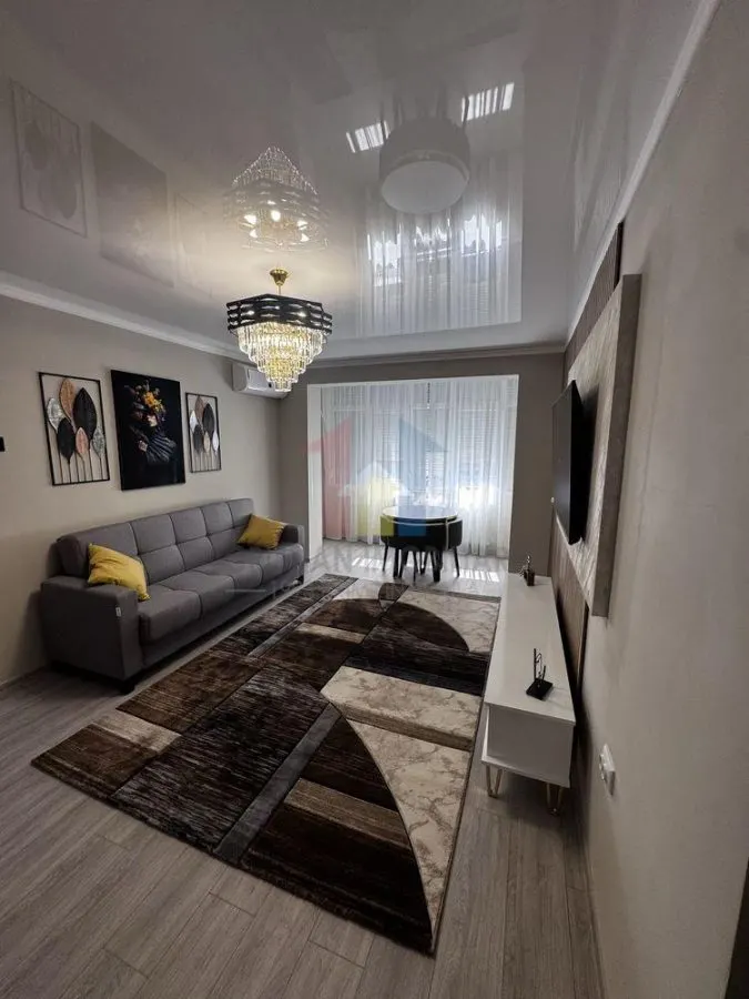 Apartament 3 camere Brăila - poza 1