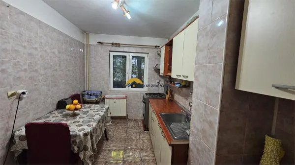 Apartament 4 camere București - poza 11