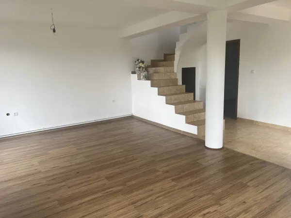 Casă 5 camere Giarmata - poza 13