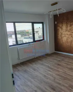 Apartament 3 camere la etaj intermediar Splai Bahlui - Iasi