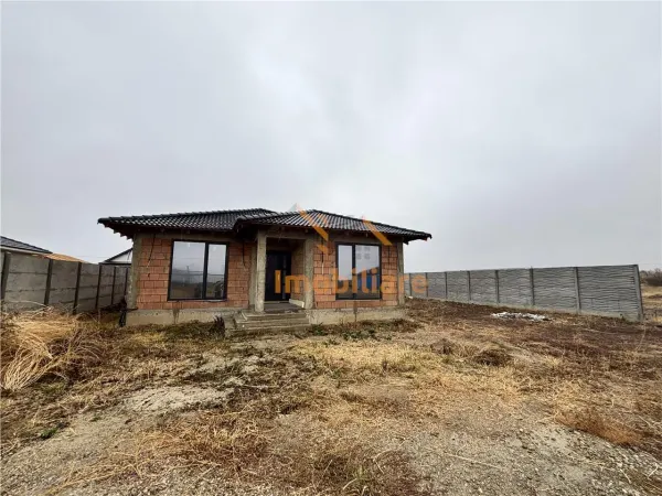Casă 4 camere Sântandrei - poza 1