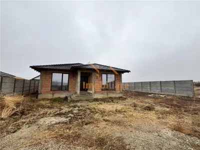 CASA LA ROSU |  SANTANDREI |  TEREN 500 MP |  4 CAMERE - Santandrei
