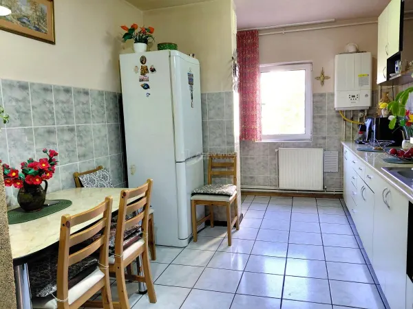 Apartament 4 camere Baia Mare - poza 3