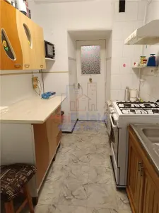 Apartament cu 3 camere de vanzare in zona Zimbru - Iasi