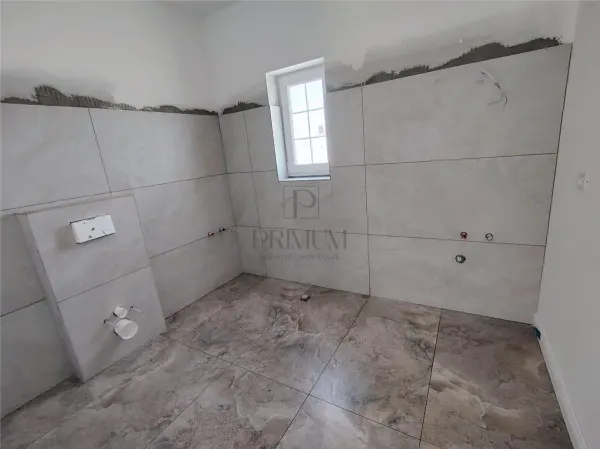 Casă 4 camere Moșnița Veche - poza 8