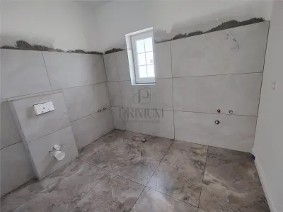 Casă 4 camere Moșnița Veche - poza 8