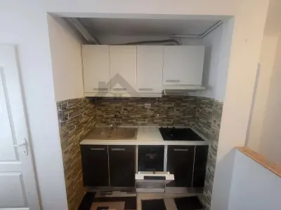 inchiriez apartament 3 camere 2 bai in Unirii Târgu Mureș - Targu Mures