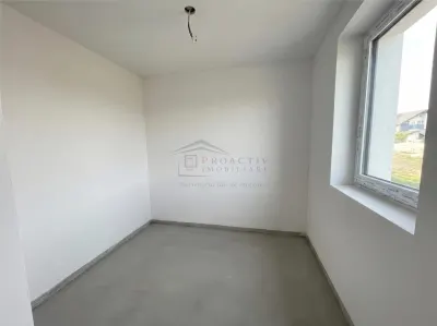 Casă 4 camere Ipotești - poza 11