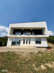 Casa moderna Corunca 215 mp, str Rasaritului - Corunca