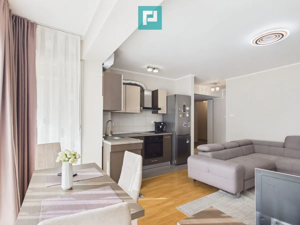 Apartament 3 camere Oradea - poza 1