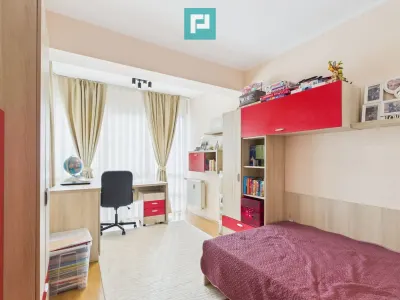 Apartament 3 camere Oradea - poza 14