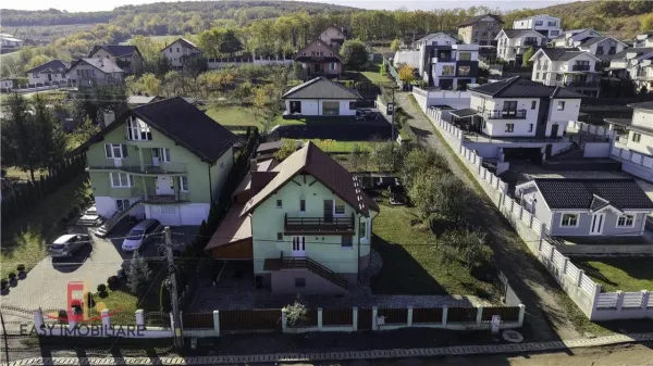 Casă 4 camere Livezeni - poza 2