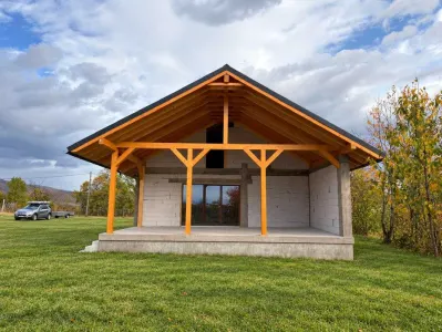 Casă 4 camere Baia de Fier - poza 3