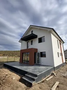 Casă 4 camere Tălmaciu - poza 2