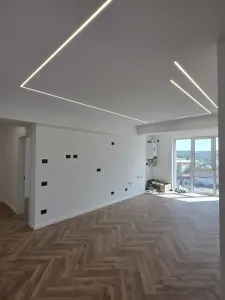 Apartament 3 camere Ipotești - poza 2