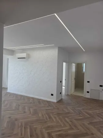 Apartament 3 camere Ipotești - poza 5