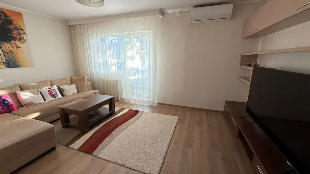 Apartament 3 camere Oradea - poza 1