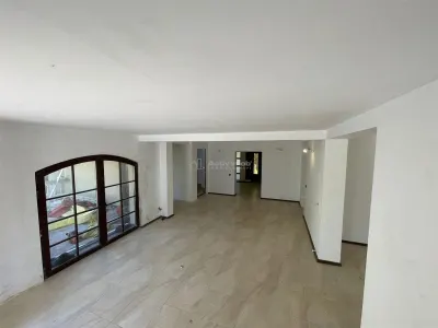 Casă 9 camere Petrești - poza 3