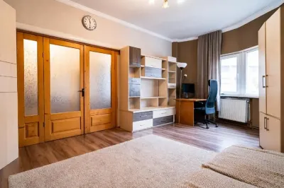 Apartament 4 camere | Cișmigiu | Fără risc seismic | Centrală proprie - Bucuresti
