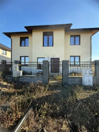Casă 5 camere Moșnița Nouă - poza 1