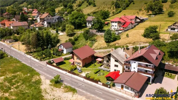 Casă 8 camere Moieciu de Jos - poza 25