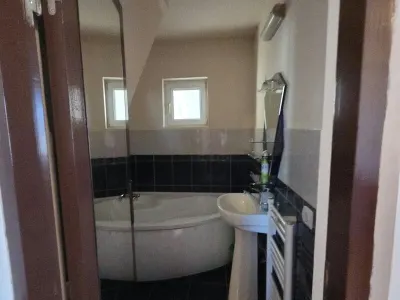 Apartament 2 camere Ramnicu valcea - poza 9