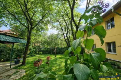 Imobil cu gradina verde, in ariere placuta, Tractorul, Brasov - Brasov