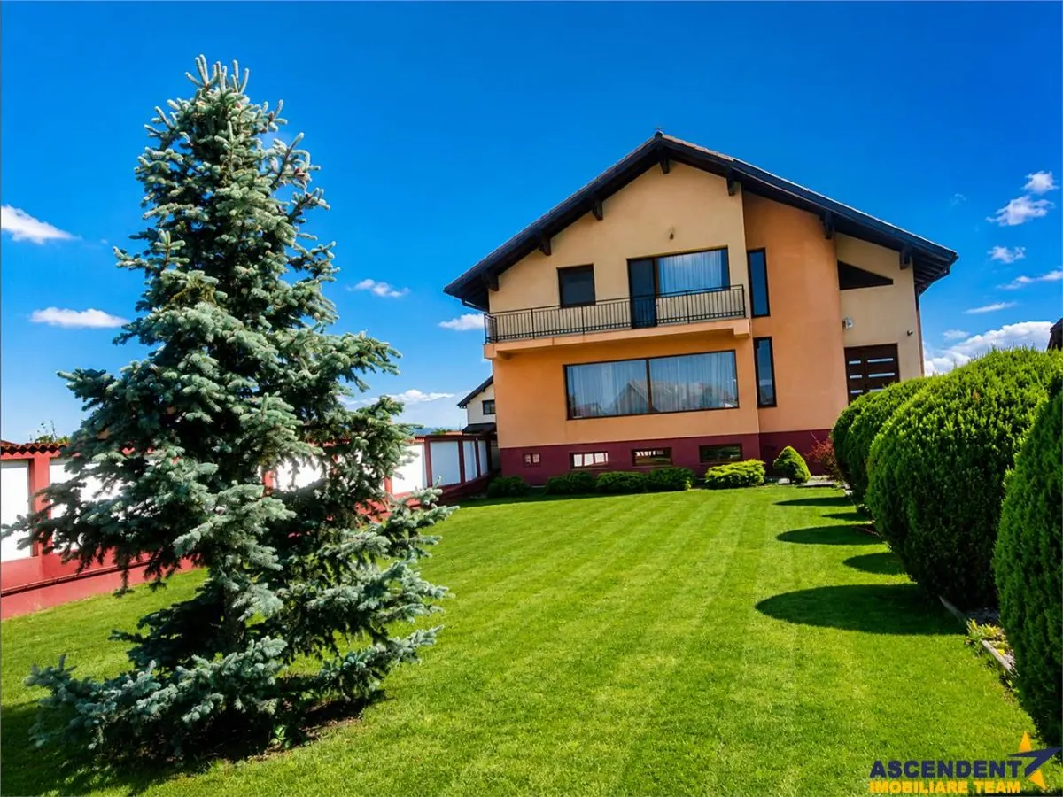 Casă 5 camere Brașov - poza 1