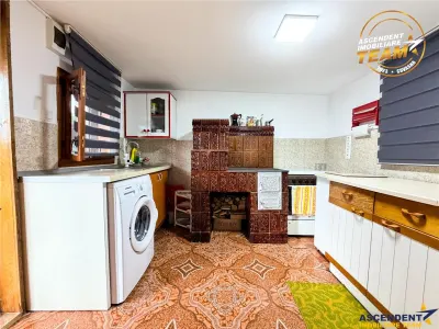 Casă 4 camere Cernat - poza 12