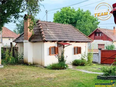 Casă 4 camere Cernat - poza 7