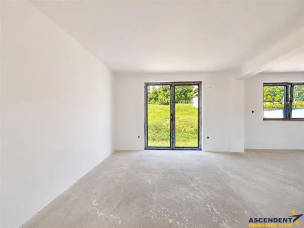 Casă 4 camere Voiniceni - poza 9