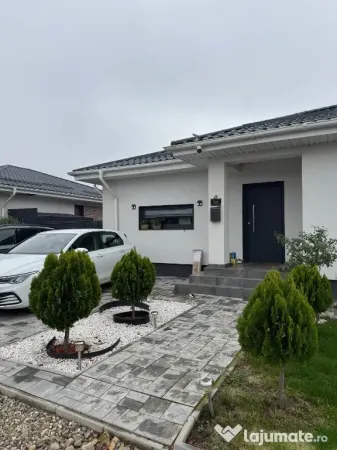 Casă 4 camere Balotești - poza 2