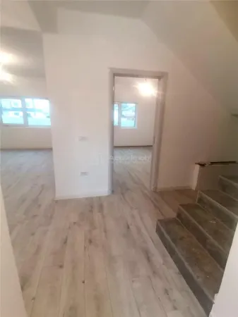 Casă 4 camere Pantelimon - poza 5