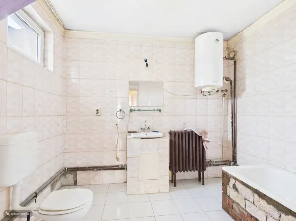 Casă 6 camere Sumugiu - poza 17